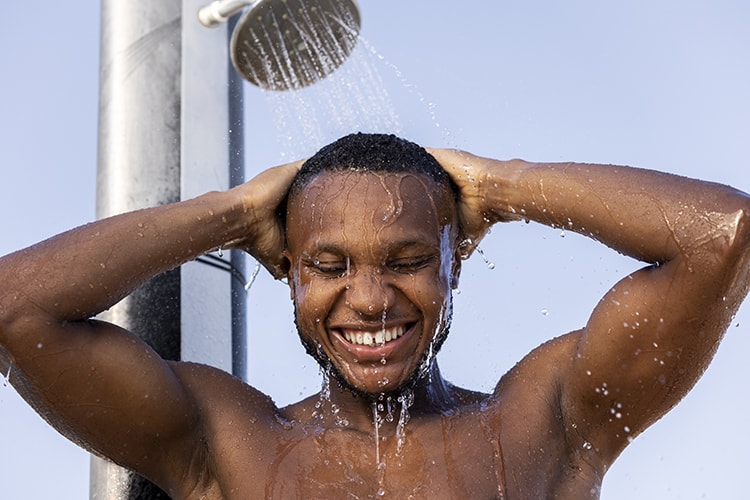 How To Use Shower Gel In Your Hair