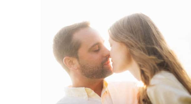 Tips to Help You be a Better Kisser Find Her Erogenous Zone