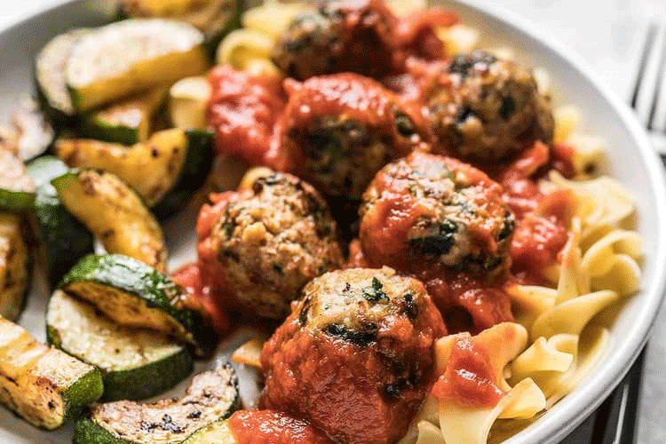 muscle building dinners spinach meatballs and pasta