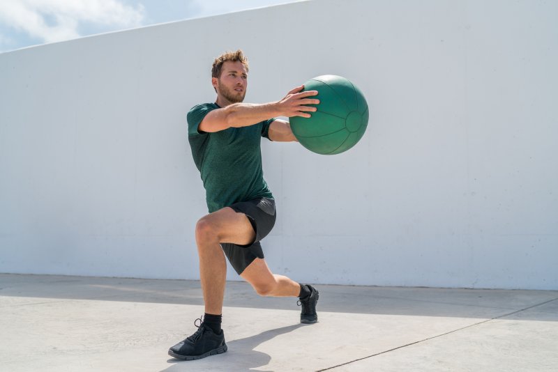 lunges for warm up