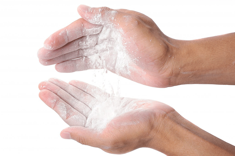talcum powder for men body grooming tips in warm weather