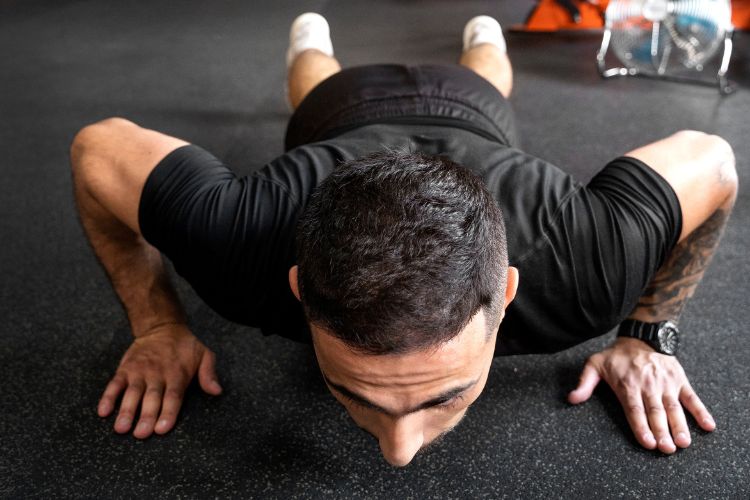 30 minute bodyweight workout